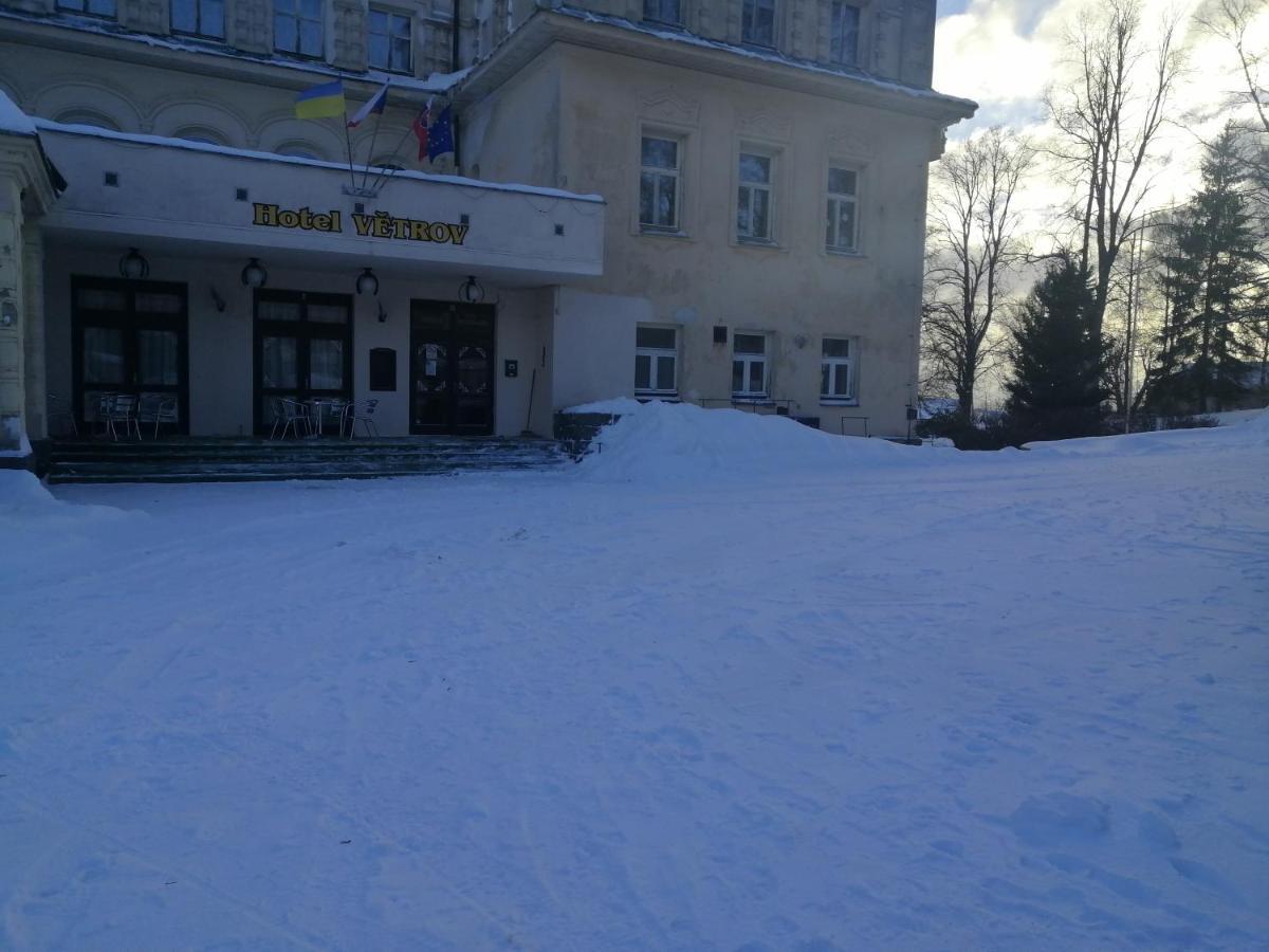 Hotel Vetrov Vysoké nad Jizerou Extérieur photo